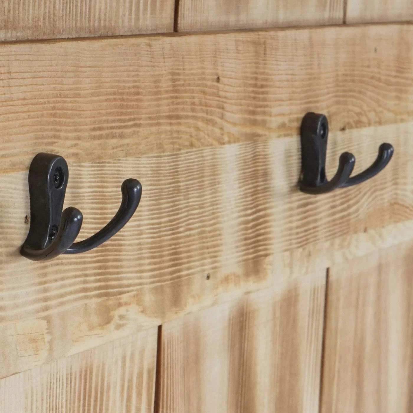 Wandgarderobe HWC-D13, Garderobe Garderobenpaneel, 6 Haken 91x60cm ~ Kiefer 9 Wandgarderobe HWC-D13, Garderobe Garderobenpaneel, 6 Haken 91x60cm ~ Kiefer – Bild 7